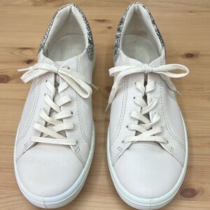 Ecco 1122 Women's Soft 7.0 - Limestone/Black EU Size 41 US 10-10.5 EUC